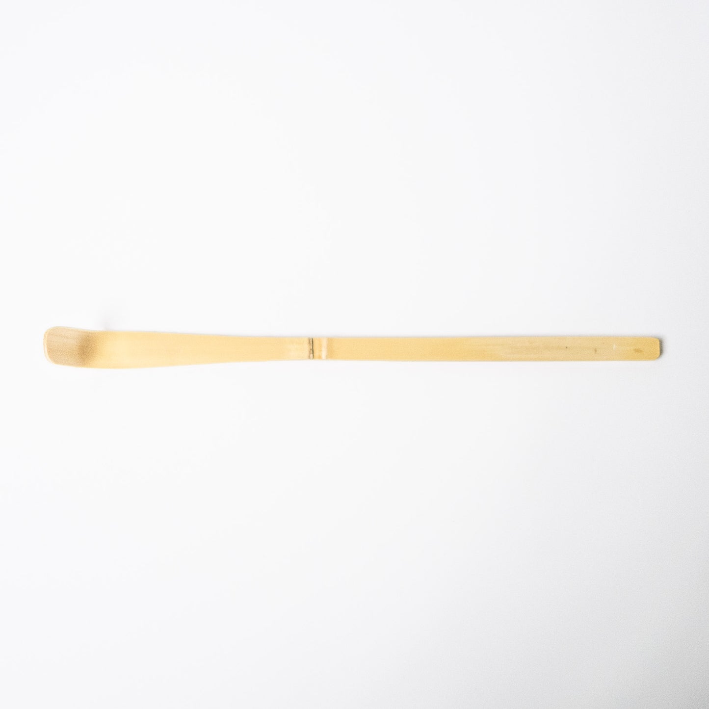 Chashaku en bambou, cuillere traditionnelle pour doser le matcha