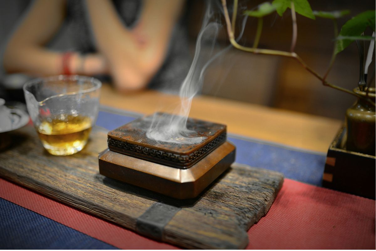 Le parfum et les mots — La sagesse japonaise du langage invisible