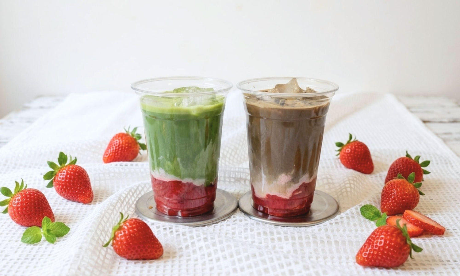 Strawberry matcha latte & strawberry hojicha latte